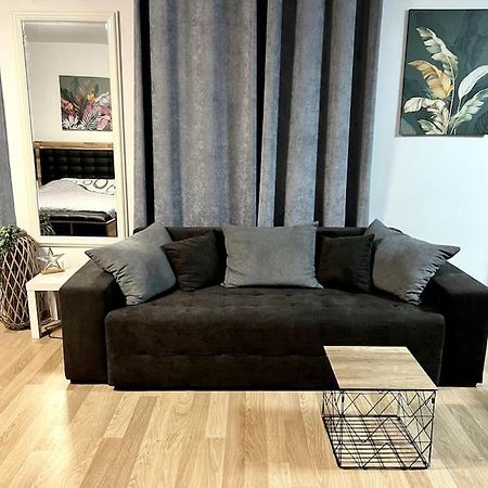 Casa Del Sole - Beautiful Studio In Varna Bulgaria Apartment Bagian luar foto