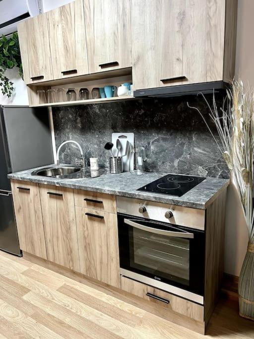Casa Del Sole - Beautiful Studio In Varna Bulgaria Apartment Bagian luar foto