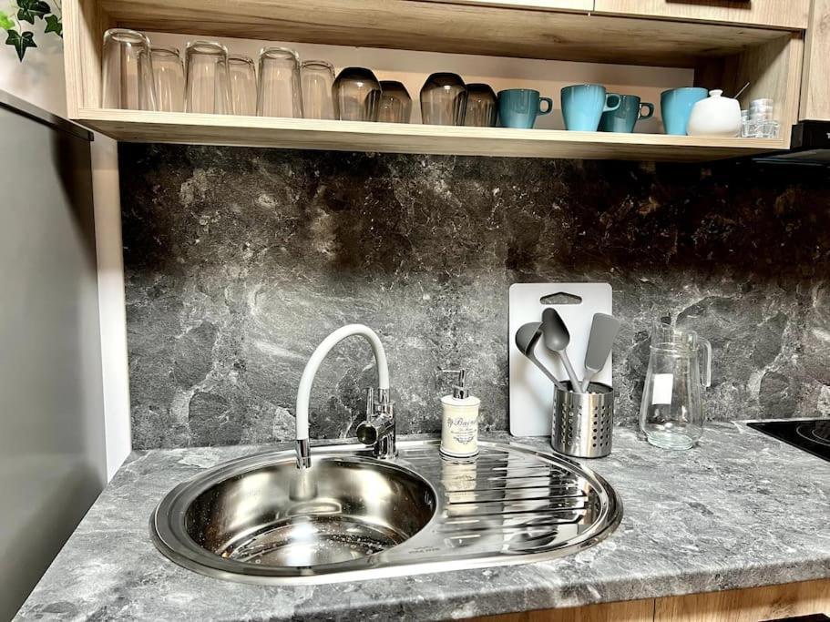 Casa Del Sole - Beautiful Studio In Varna Bulgaria Apartment Bagian luar foto